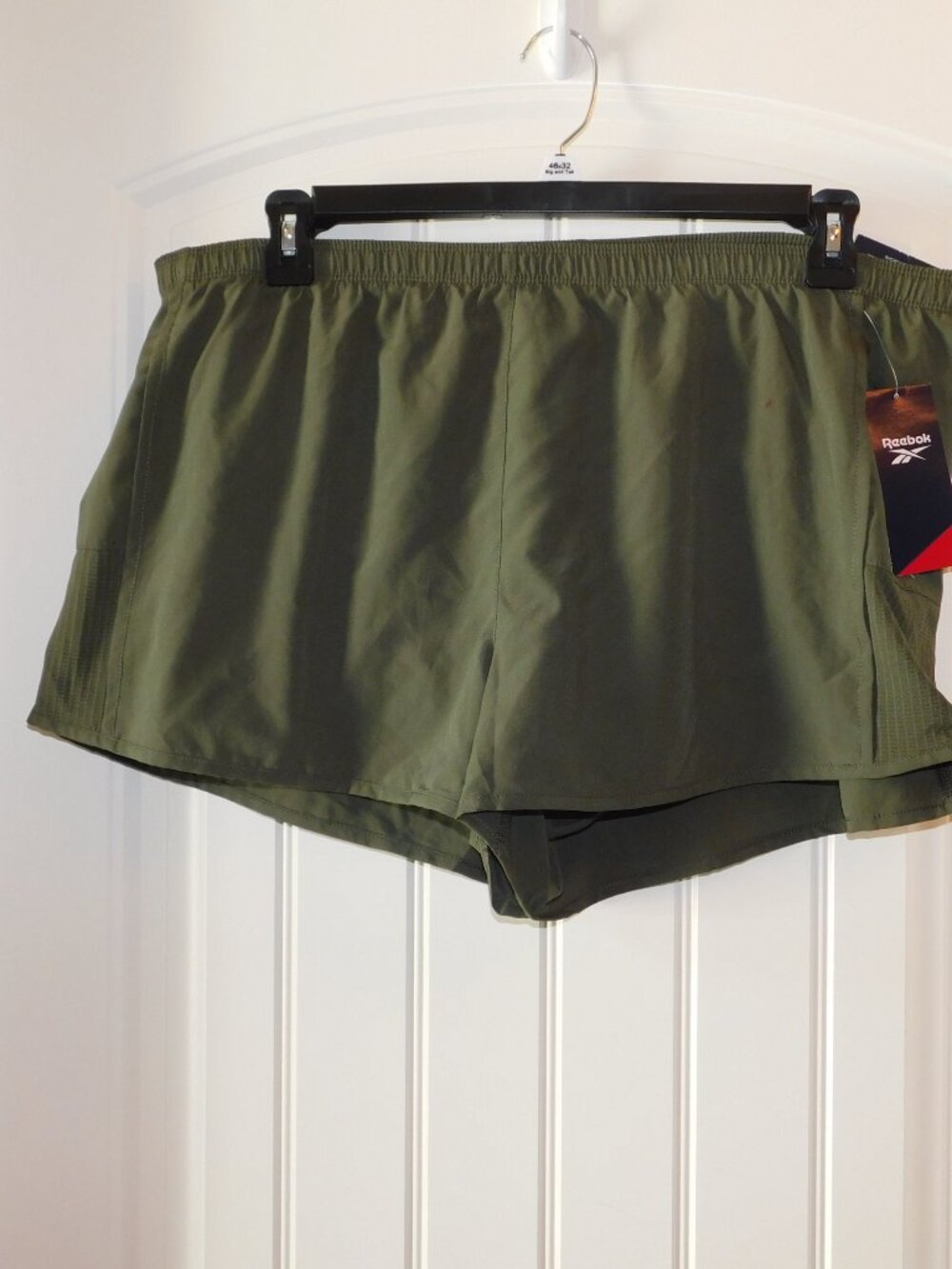 Size XXL Reebok Relaxed Shorts in Black Lichen - NWT